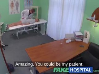 Fakehospital مبيعات rep اشتعلت في الة تصوير استخدام كس إلى بيع hungover الطبيب حبوب الدواء. أكثر في ushotcams