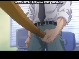 I madh shkop në anime shkollë vajzat bythë